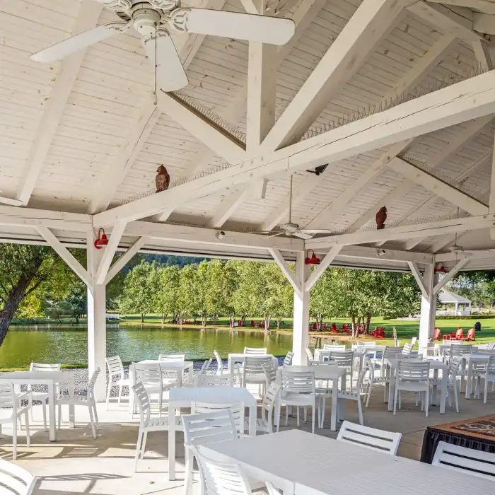doukenie winery pavillion seating