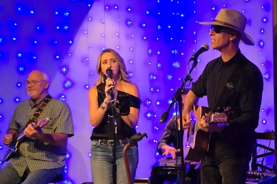 joey and the waitress band