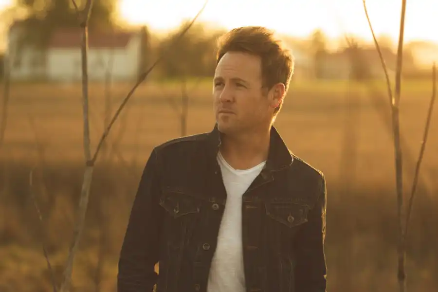 shane-gamble-900×600 musician shane gamble